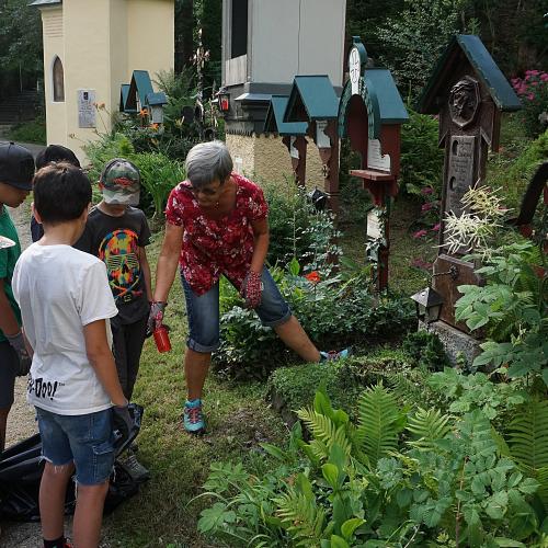 fleißige Kinder beim Arbeiten