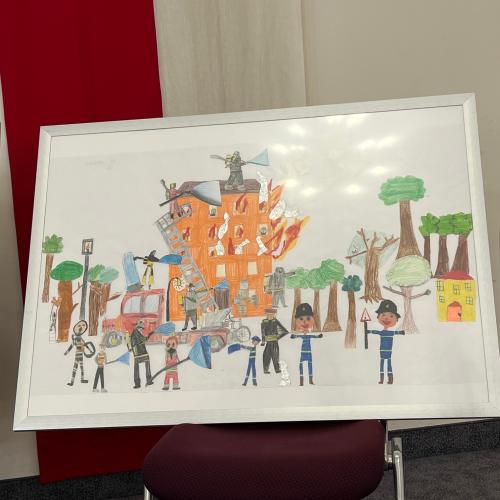 Collage der 4b - Feuerwehreinsatz bei einem brennenden Haus