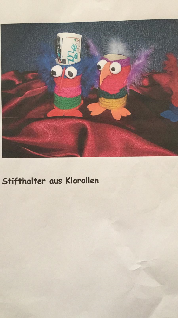 Stifthalter aus Klorollen und Häkelschnur